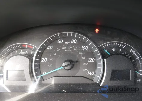 2013 Toyota Camry Le z USA, uszkodzony, nr VIN 4T1BF1FK4DU711488